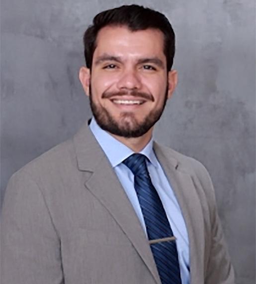 Headshot of Rodrigo Alterio, M.D.